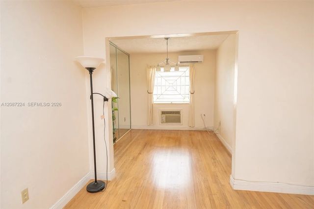 4 of 30 - 637 Sw 11th Street #6w, Miami, FL
