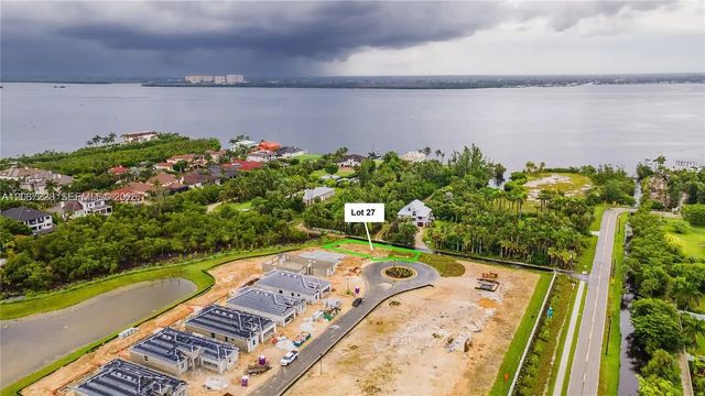 3 of 5 - 15701 Raveneli Court, Fort Myers, FL