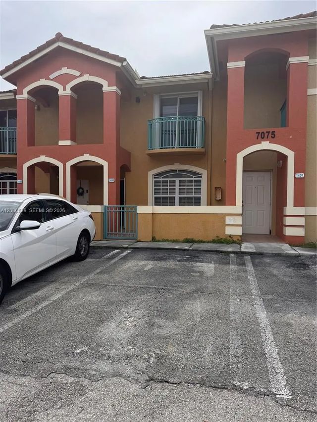 7075 Nw 173rd Drive #1406, Hialeah