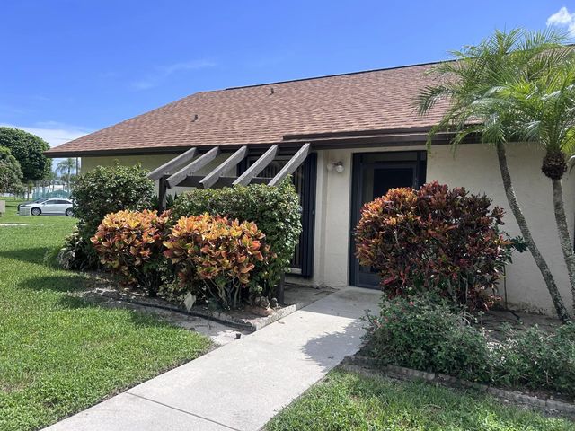 2 of 19 - 81 Via De Casas Norte, Boynton Beach, FL