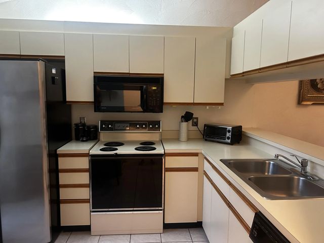 5 of 19 - 81 Via De Casas Norte, Boynton Beach, FL