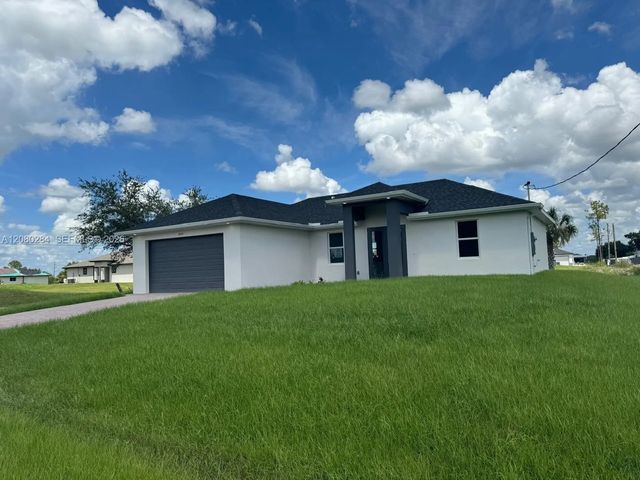 2 of 16 - 2044 Crawford Avenue N, Lehigh Acres, FL
