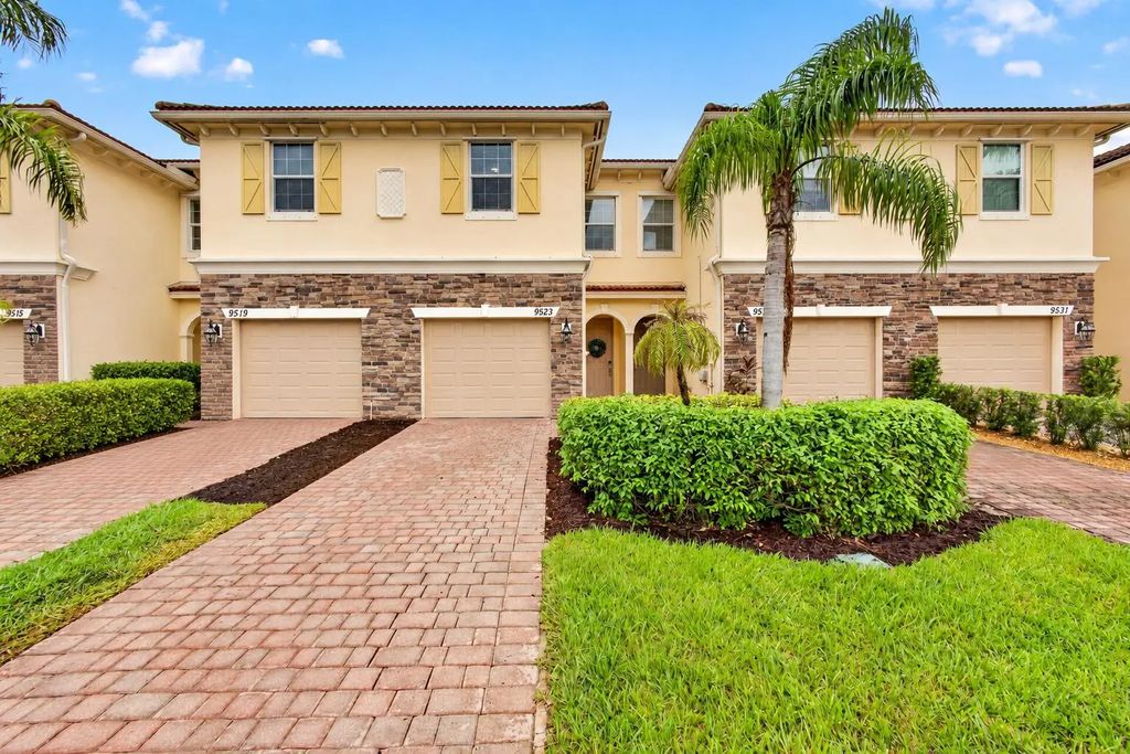 9523 Sw Merlin Court, Stuart