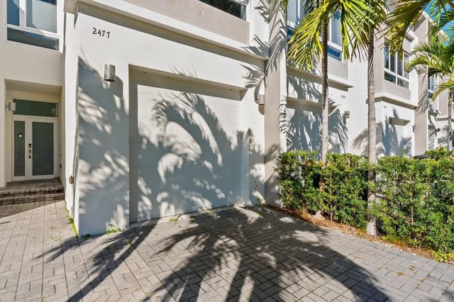 2 of 36 - 2477 Ne 135th Street, North Miami, FL