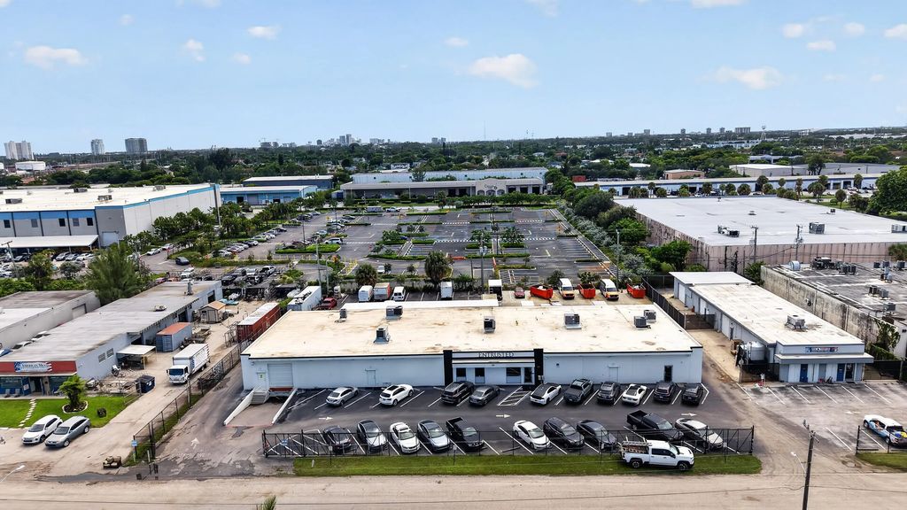 945 W 15th Street, Riviera Beach