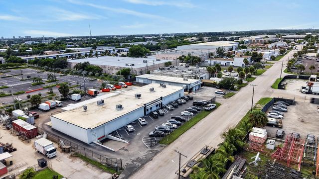2 of 18 - 945 W 15th Street, Riviera Beach, FL