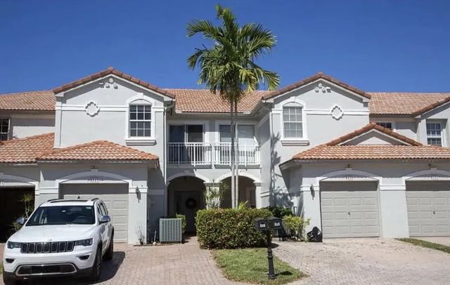 8315 Via Leonessa #8315, Boca Raton