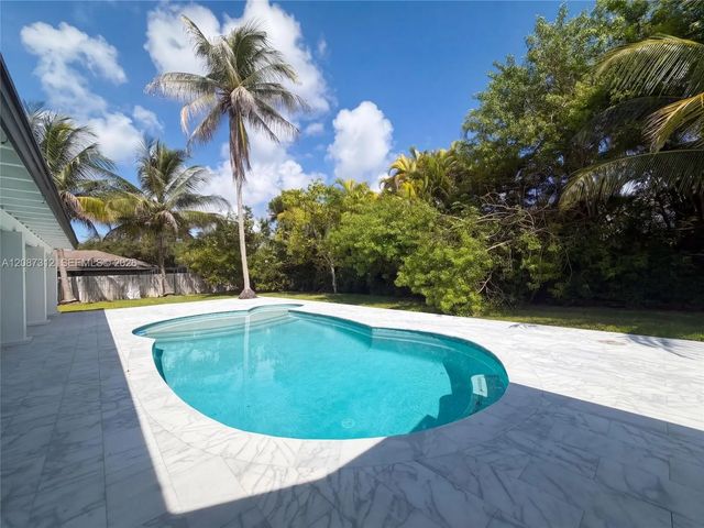 3 of 34 - 7745 Sw 183rd Terrace, Palmetto Bay, FL