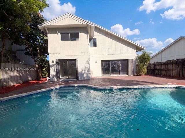 5 of 22 - 2496 Douglas Avenue, Delray Beach, FL