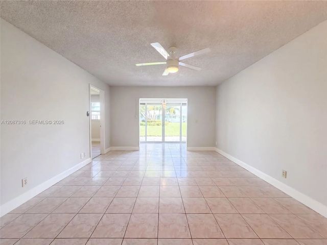 3 of 22 - 400 Sw Golfview Terrace #112, Boynton Beach, FL