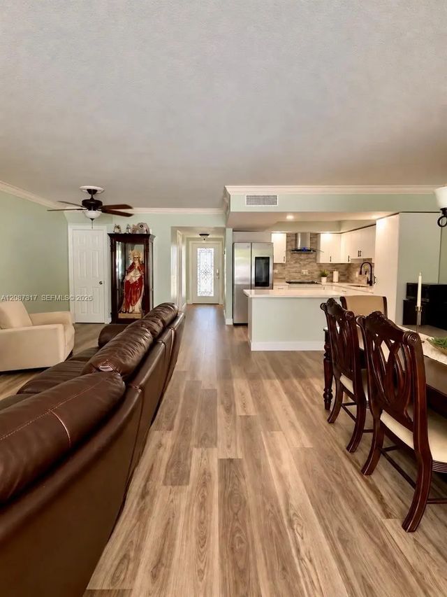 6821 W 2nd Court, Hialeah