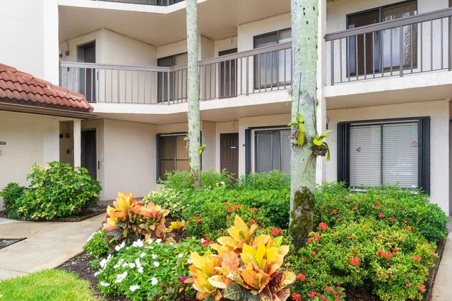 10110 Cedar Point Boulevard #104, Boynton Beach