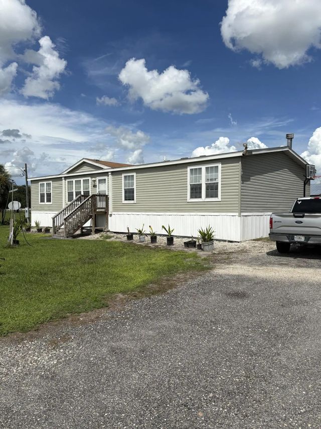 2 of 7 - 455 N Datil Street, Clewiston, FL