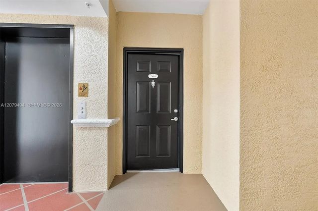 4 of 40 - 17150 N Bay Road #2619, Sunny Isles Beach, FL