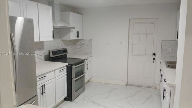 2 of 5 - 4391 Nw 169th Terrace, Miami Gardens, FL