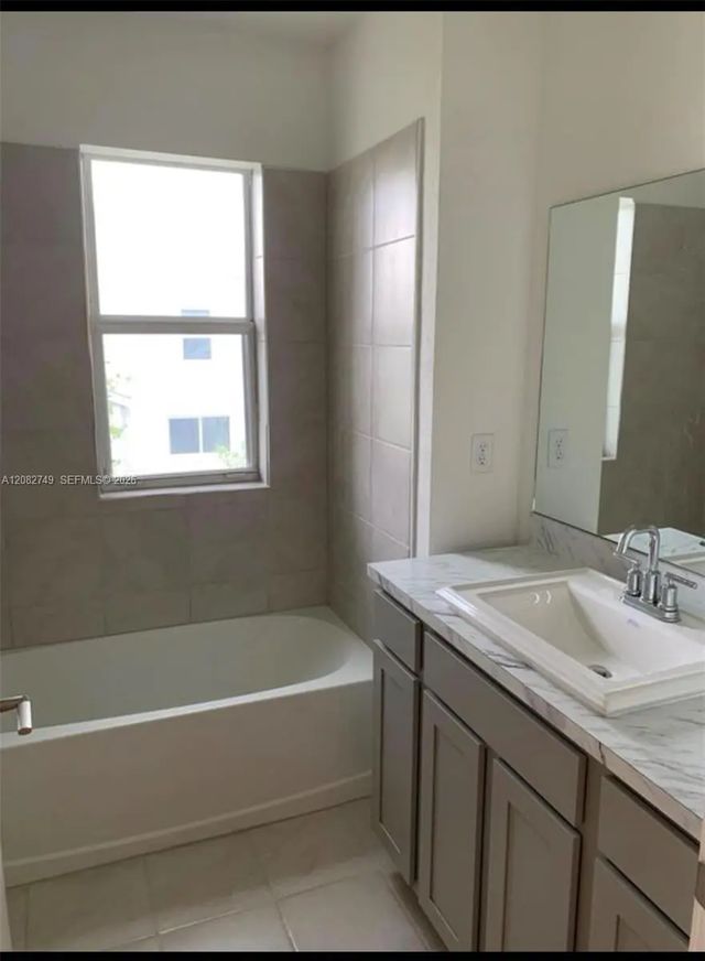 3 of 10 - 1816 Se 9th Avenue, Homestead, FL