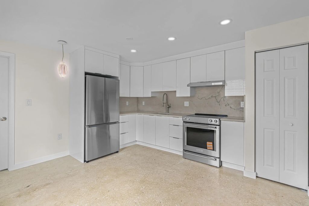 2865 Sw 16th Street #5, Fort Lauderdale