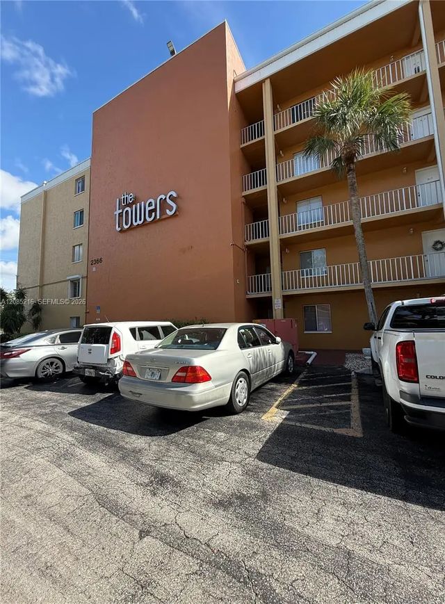2366 E Mall Drive #308, Fort Myers