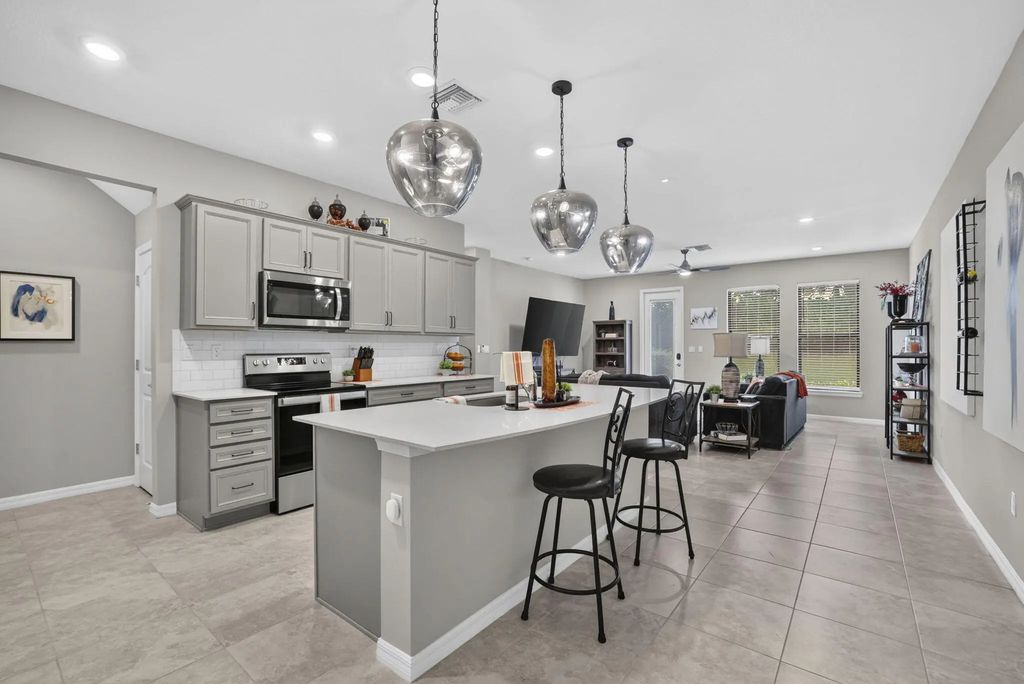 4416 Appleton Circle E, Oakland Park