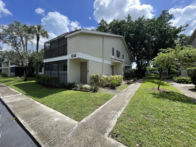 2 of 7 - 407 Gardens Drive #102, Pompano Beach, FL