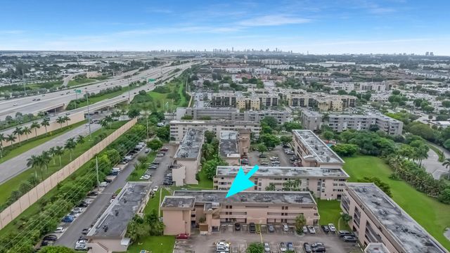 850 Nw 87th Avenue #103, Miami