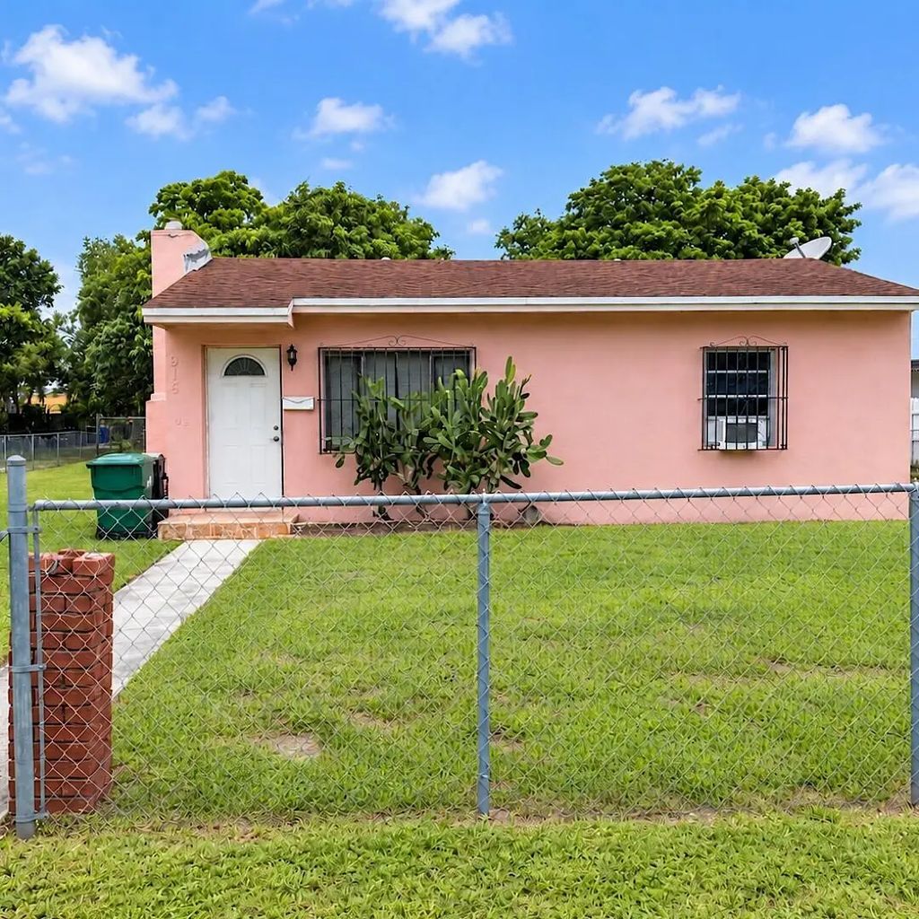 915 Rutland Street, Opa-Locka