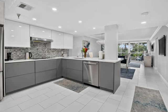 5 of 45 - 6320 Boca Del Mar Drive #304, Boca Raton, FL