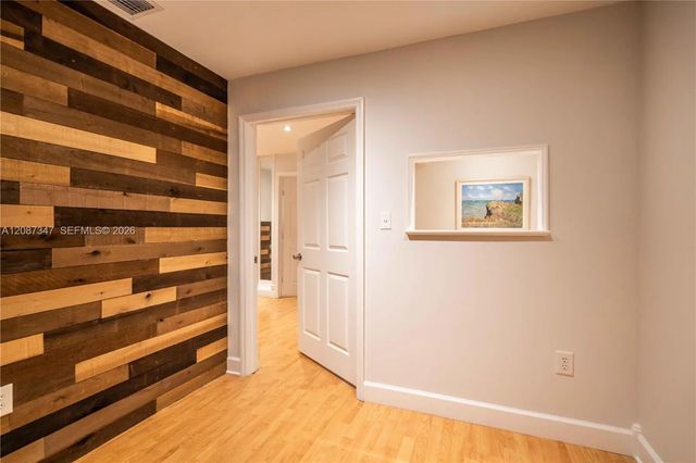 4 of 39 - 3119 Coral Way #200, Miami, FL