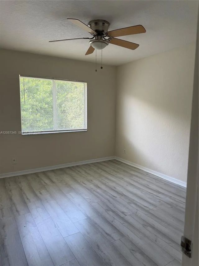 4 of 27 - 4550 Se Graham Drive, Stuart, FL