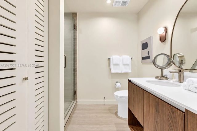 5 of 12 - 1621 Sw 2nd Avenue #613, Miami, FL