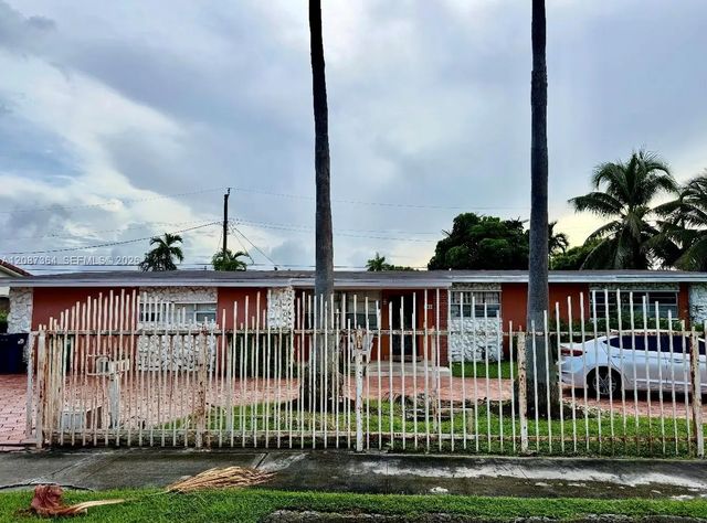 5065 Sw 90th Court, Miami