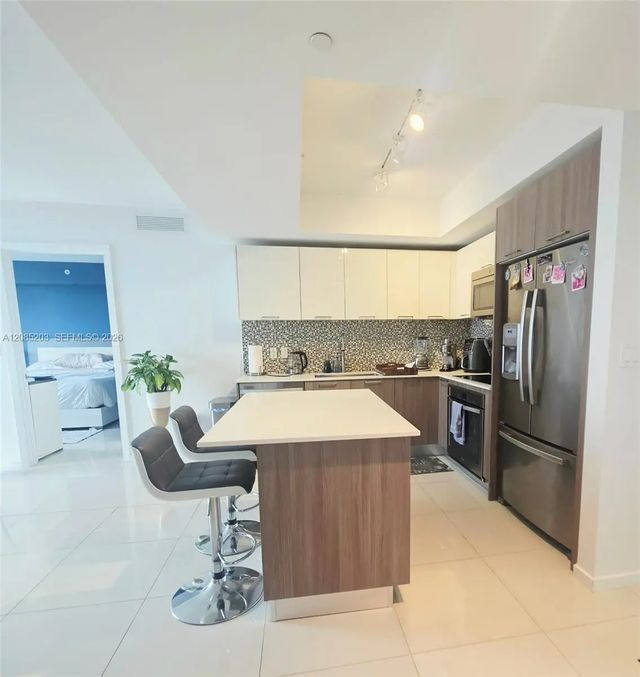 4 of 26 - 5252 Nw 85th Avenue #809, Doral, FL
