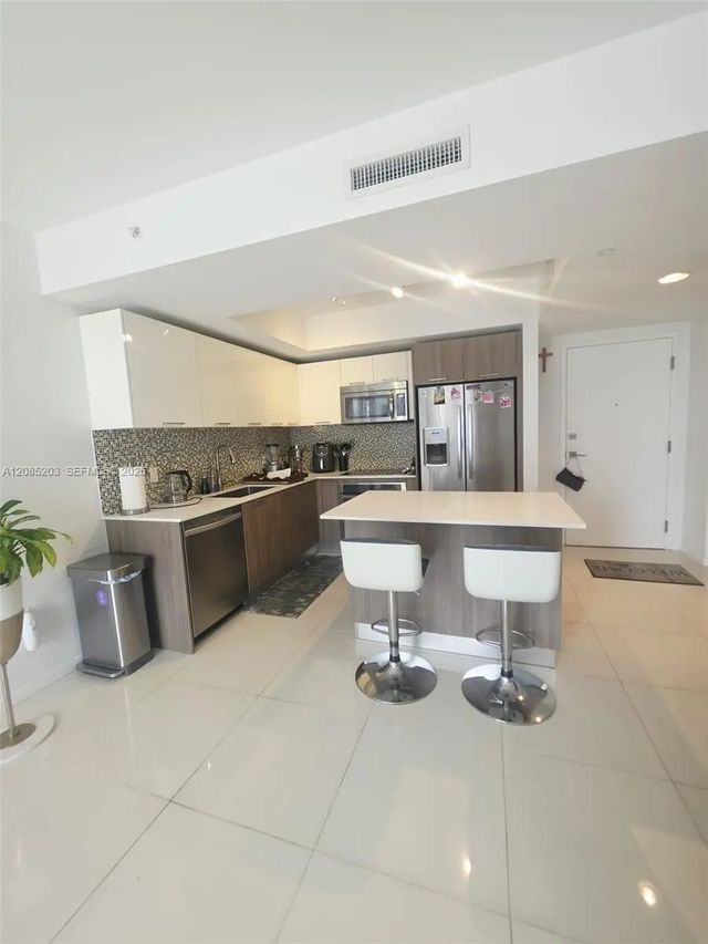 5 of 26 - 5252 Nw 85th Avenue #809, Doral, FL
