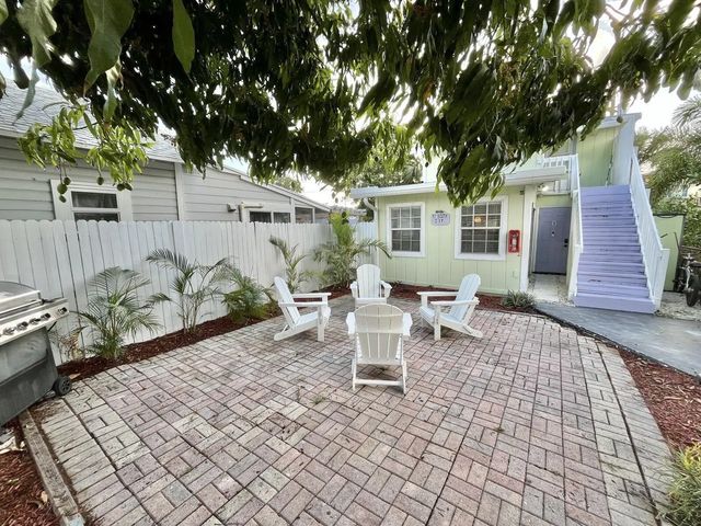 2 of 25 - 17 S D Street, Lake Worth Beach, FL