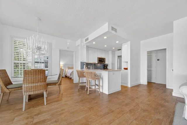 4 of 20 - 391 Ne Plantation Road #215, Hutchinson Island, FL