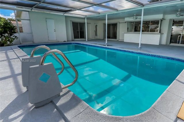 4 of 22 - 5017 Roosevelt Street, Hollywood, FL