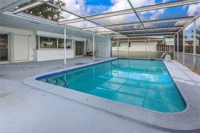 5 of 22 - 5017 Roosevelt Street, Hollywood, FL