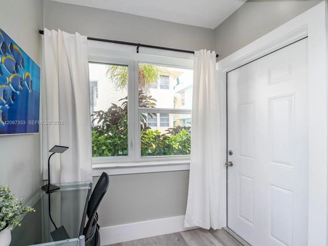 5 of 35 - 726 8th Street, Miami Beach, FL
