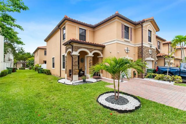 9358 W 33rd Way, Hialeah
