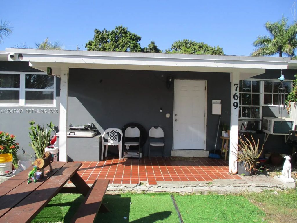 765 Nw 12th Street, Homestead