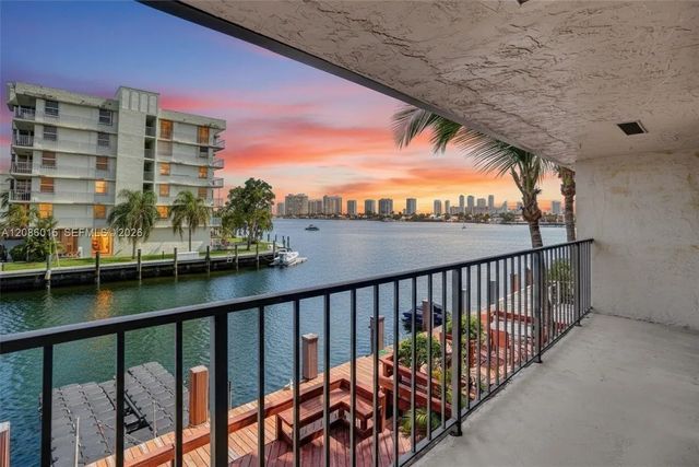 2689 Ne 165th Street #56, North Miami Beach