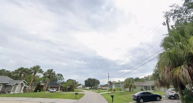 2 of 4 - 1638 Sw Ruiz Terrace, Port St. Lucie, FL