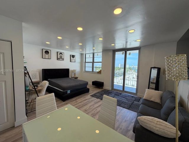2829 Indian Creek Drive #804, Miami Beach