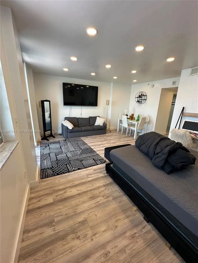 5 of 22 - 2829 Indian Creek Drive #804, Miami Beach, FL