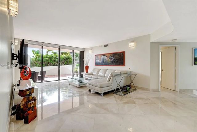 4 of 69 - 4000 Island Boulevard #402, Aventura, FL