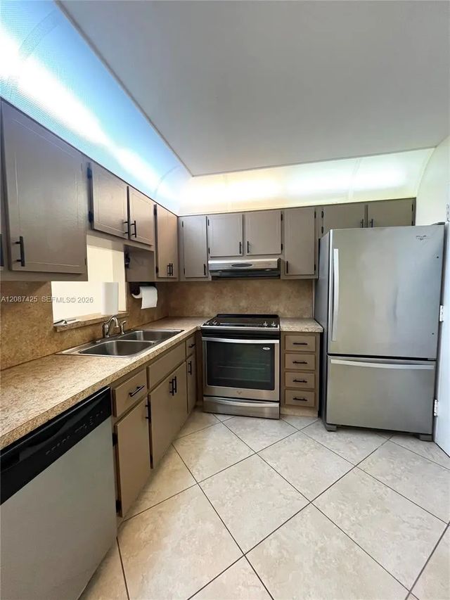 4 of 24 - 12035 Ne 2nd Avenue #a302, North Miami, FL