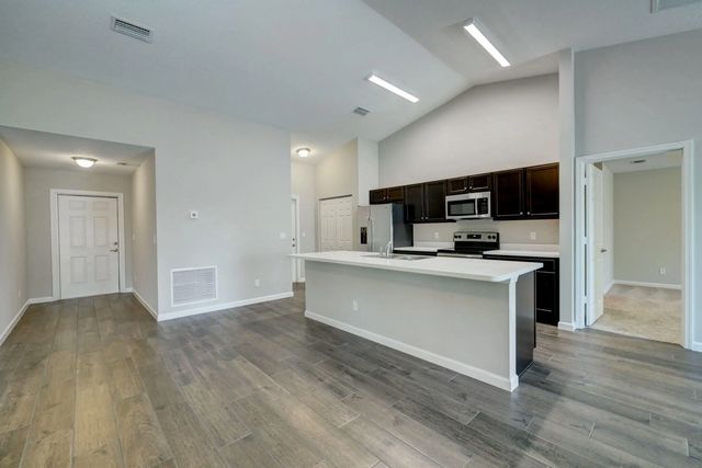 5 of 53 - 929 Sw Cornelia Avenue, Port St. Lucie, FL