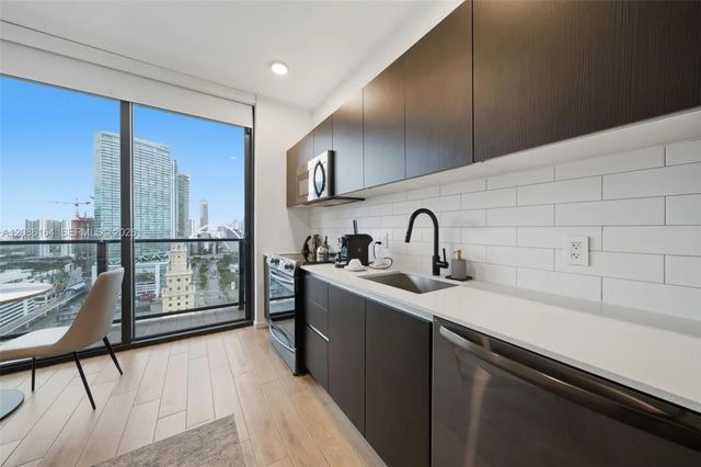 2 of 31 - 398 Ne 5th Street #1902, Miami, FL