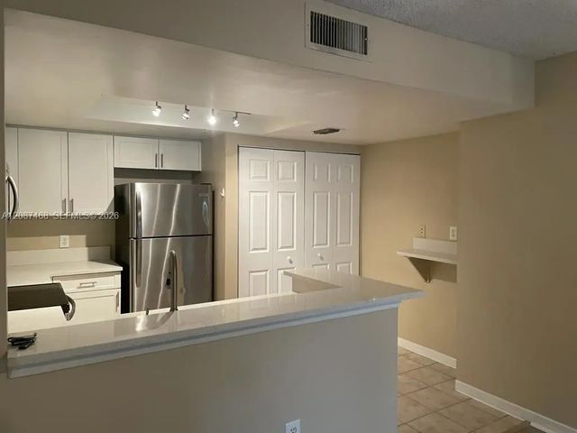 2 of 11 - 4195 N Haverhill Road #318, West Palm Beach, FL