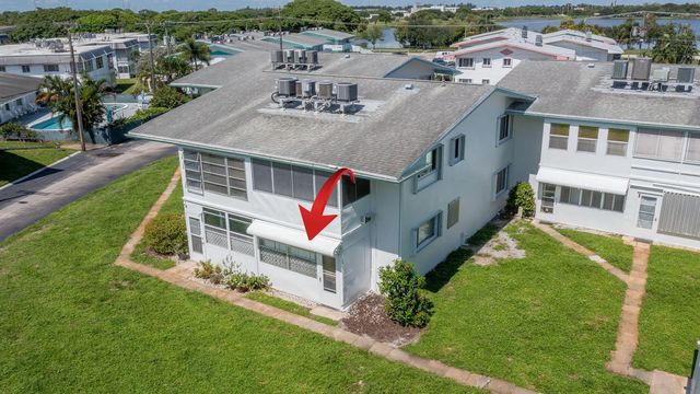 5 of 31 - 2290 Sunset Avenue #7, Lake Worth Beach, FL